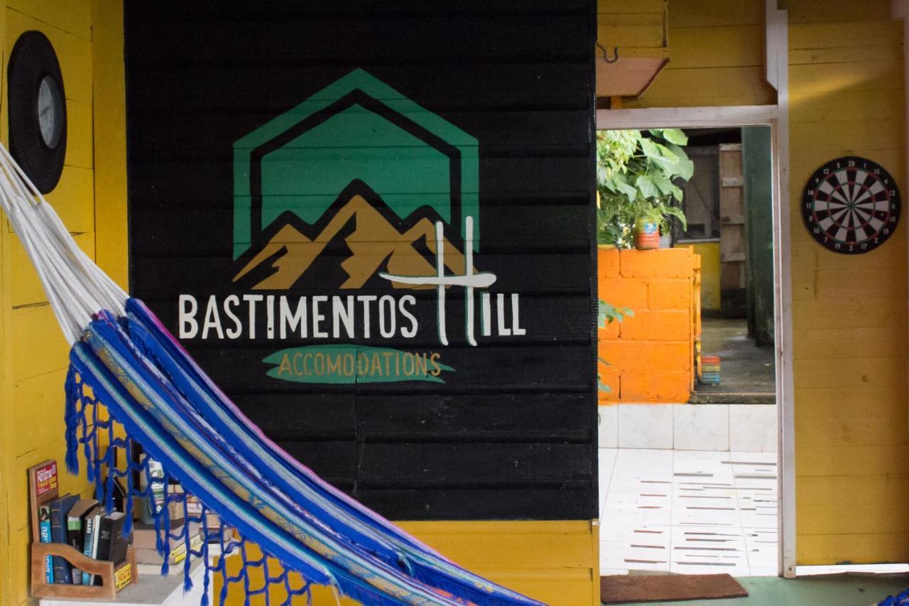 Bastimentos Hill Guest House 博卡斯德尔托罗 外观 照片